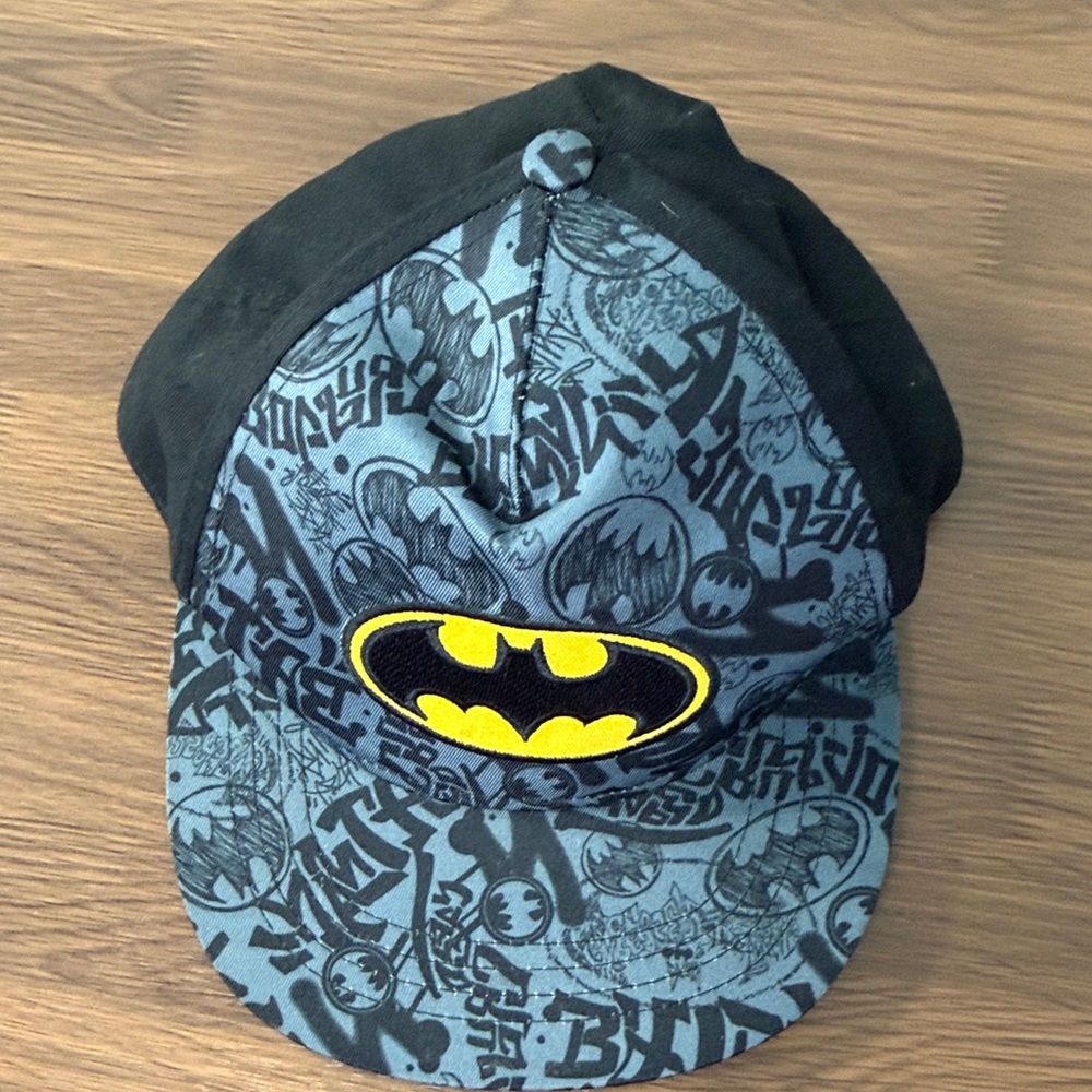 Batman Kids SnapBack Cap - Black and Yellow - Picture 5 of 9